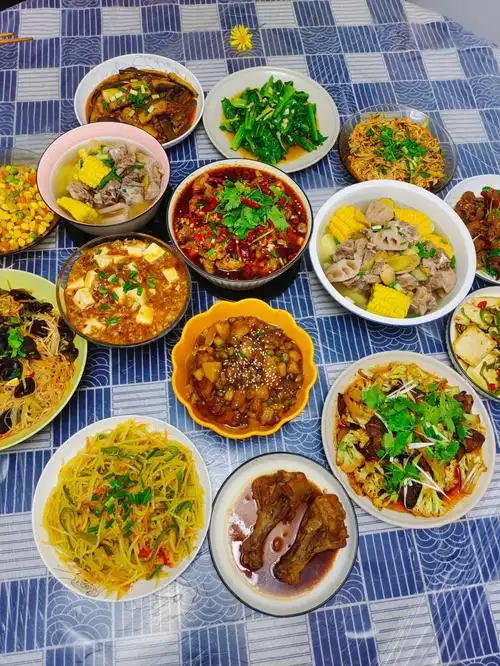 家常菜家宴为家人做一桌可口的饭菜