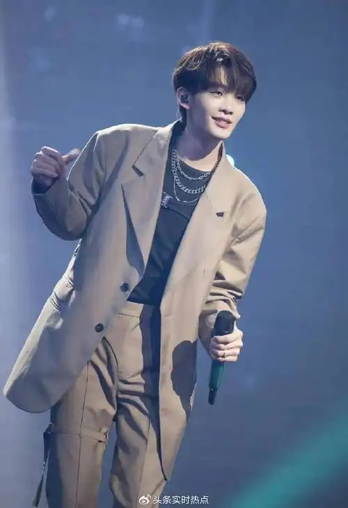 此次在《天赐的声音》第四季中,王赫野作为节目的常