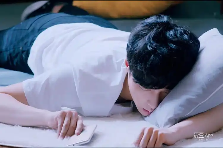 [张艺兴][分享]170903 饭随爱豆?听说这也是整天不想起床的你