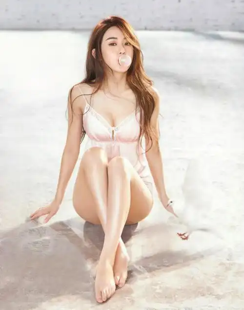 赵丽颖  男人装写真