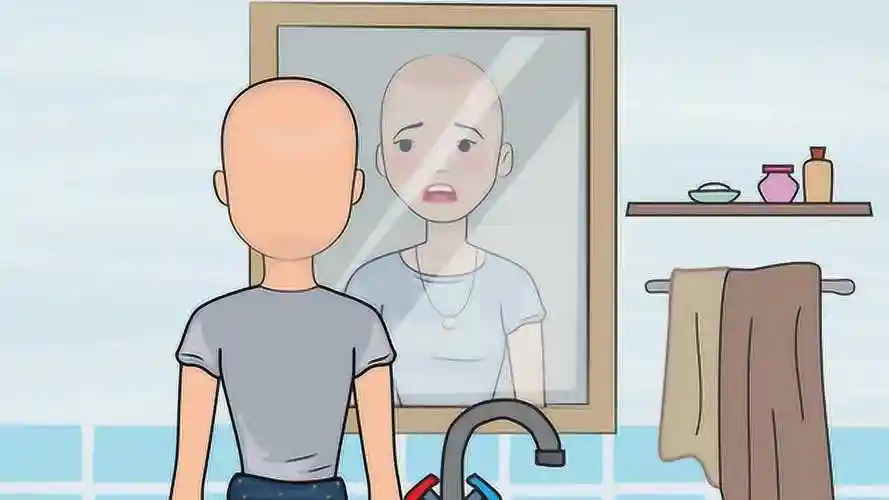 女孩生日当天被剃光头发根据线索你能猜到是谁做的吗