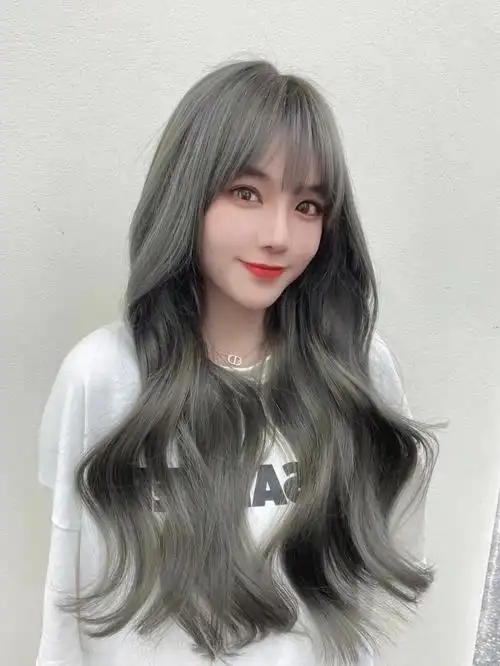 2021年女生最火发色发型推荐