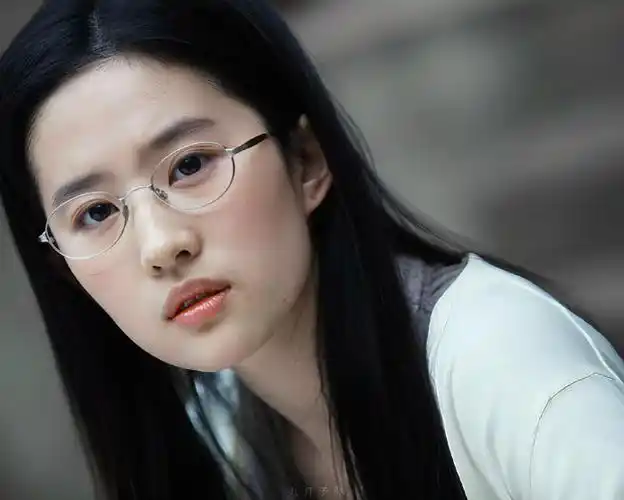 恋爱通告○宋晓青    剧照○花絮○#刘亦菲