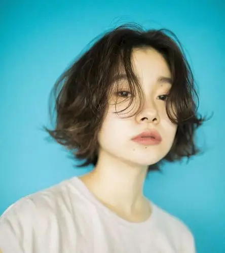 款日系精灵短发,显脸小可爱感,打造立体五官|精灵|短发|发型_新浪新闻