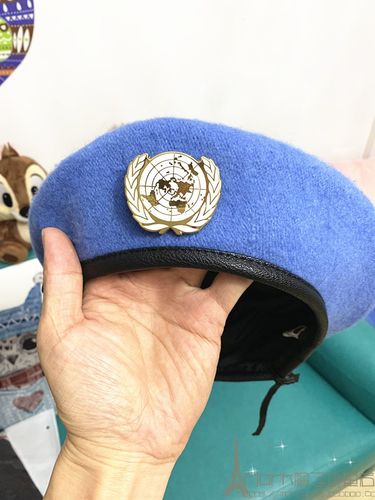 贝雷帽 男军_敢死队硬汉特种兵天蓝色贝雷帽 经典维和团队时装帽 男女