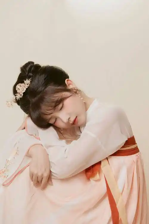 赖美云汉服仙气十足写真_赖美云_写真