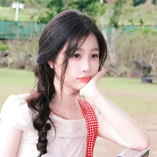 虞书欣头像分享来噜