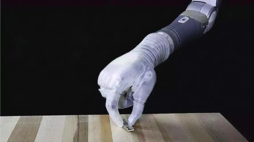 3d打印仿生智能假肢手臂,不仅价格便宜,能力还强-科技视频-搜狐视频