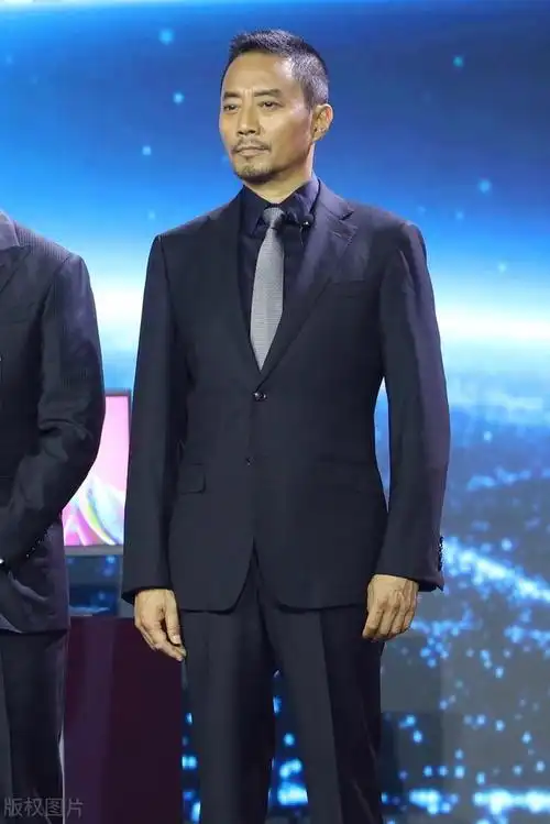 张涵予这颜值,这才是全球最帅面孔!