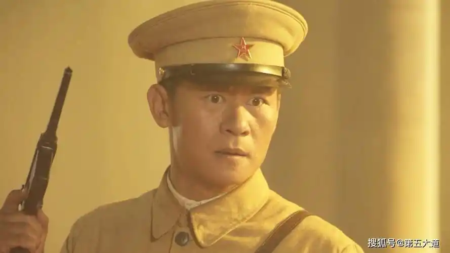 台词硬挤,《一路向前》男一把"演技炸裂"玩出新花样_叶岚_剧情_李健和