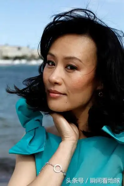 华裔好莱坞影星邬君梅素颜照,没错你看到的就是她!