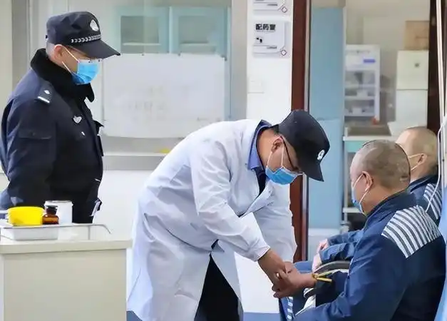 无期刑犯老到不能动监狱会给他们养老吗答案真令人心酸