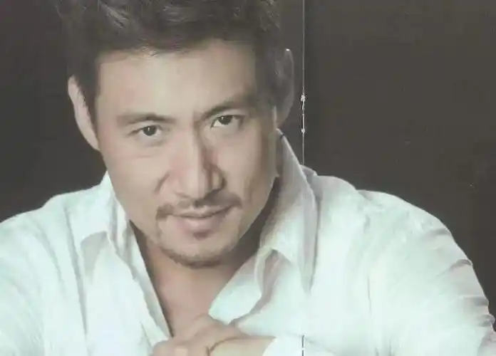 为补娇妻的20亿投资窟窿62岁的张学友差点把命搭上了