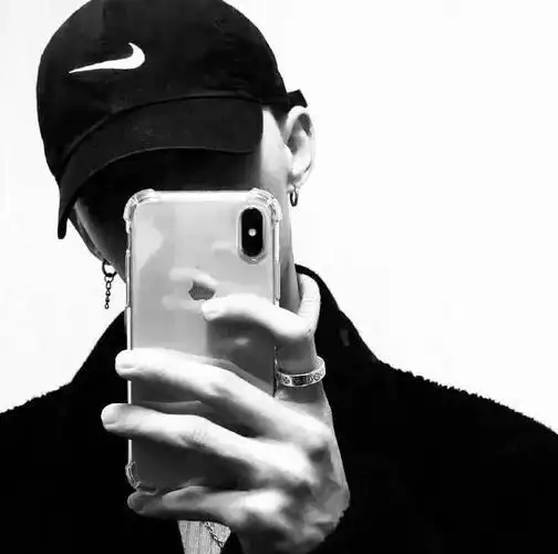 手机对镜自拍挡脸头像