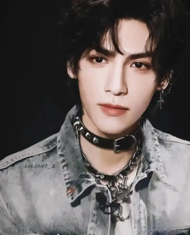 我愿称这组图为"苦情男主"98#罗云熙澹台烬 #罗云熙 #澹 - 抖音