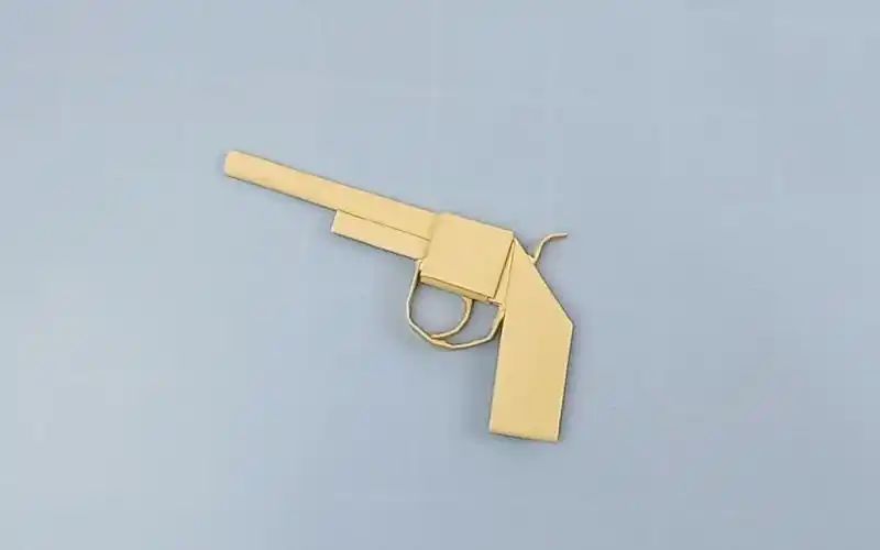 左轮手枪折纸模型玩具,仿真度太高了,小孩子爱不释手