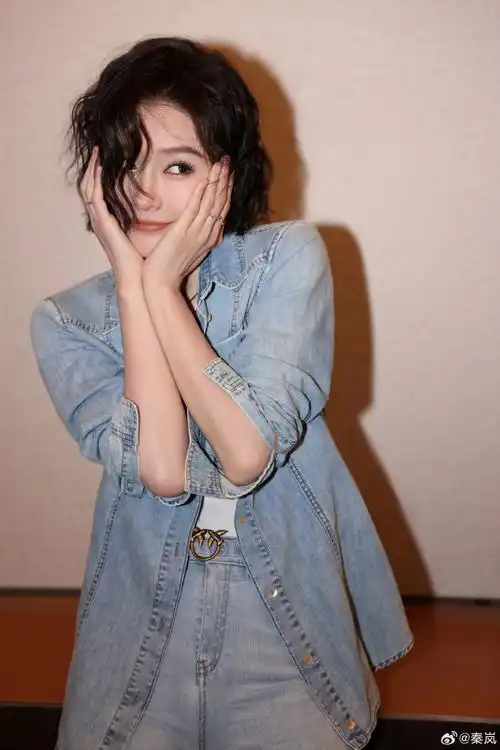 秦岚短发羊毛卷##转发接龙开新年