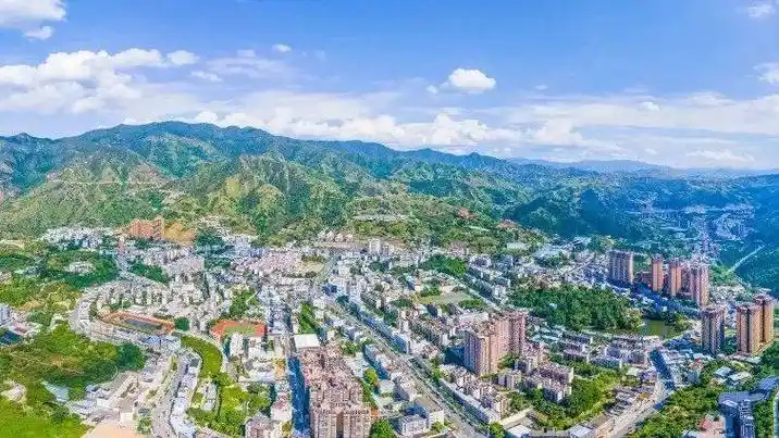 创建天府旅游名县丨一城阳光半城花滋味盐边冬训忙