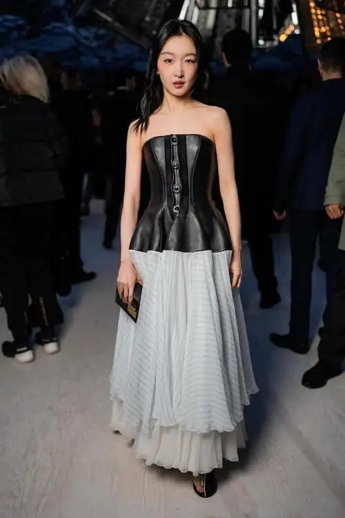 开聊时装周|路易威登十年踪迹,直抵繁星|路易威登