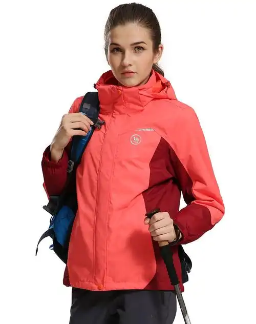 骆驼牌户外女士专场 防风保暖三合一 女款粉玫红/酒红冲锋衣