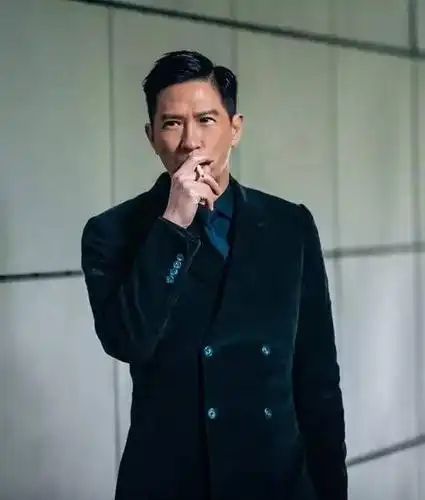 有人说,看完《使徒》后被张家辉圈粉了