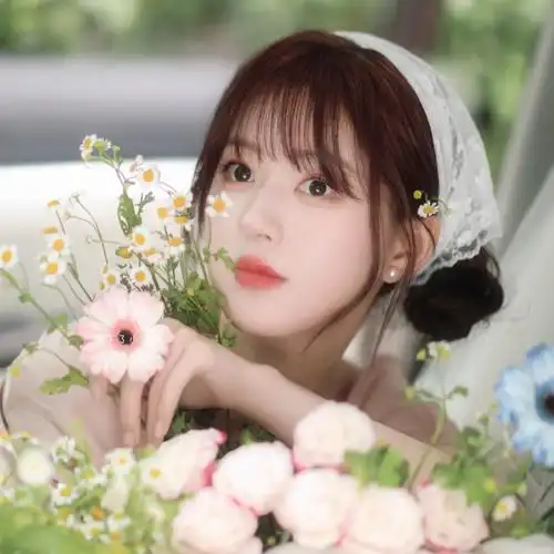 赵露思超话    森系少女  自修头像·壁纸    #赵露思森系少女