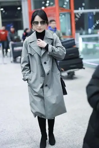 看了明星的风衣街拍,你被种草了吗?返回搜狐,查看更多