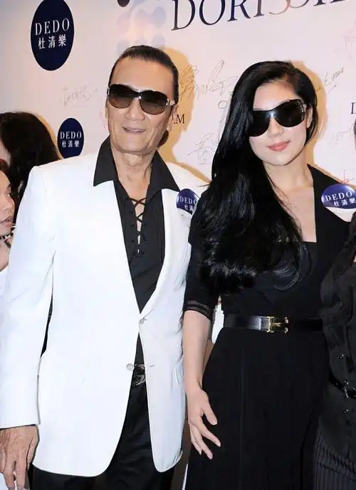 谢贤的前女友coco恋爱12年无果用青春换来2000万如今怎样了