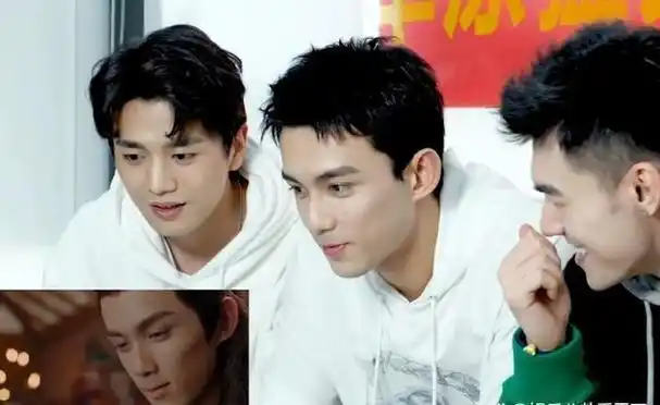 熊梓淇的身材看上去相当匀称,并无明显瑕疵.