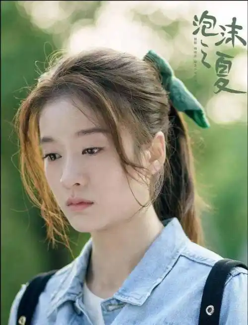 原创胡辣汤毁了影后张雪迎确实有机会比肩周冬雨但观众不喜欢绿茶