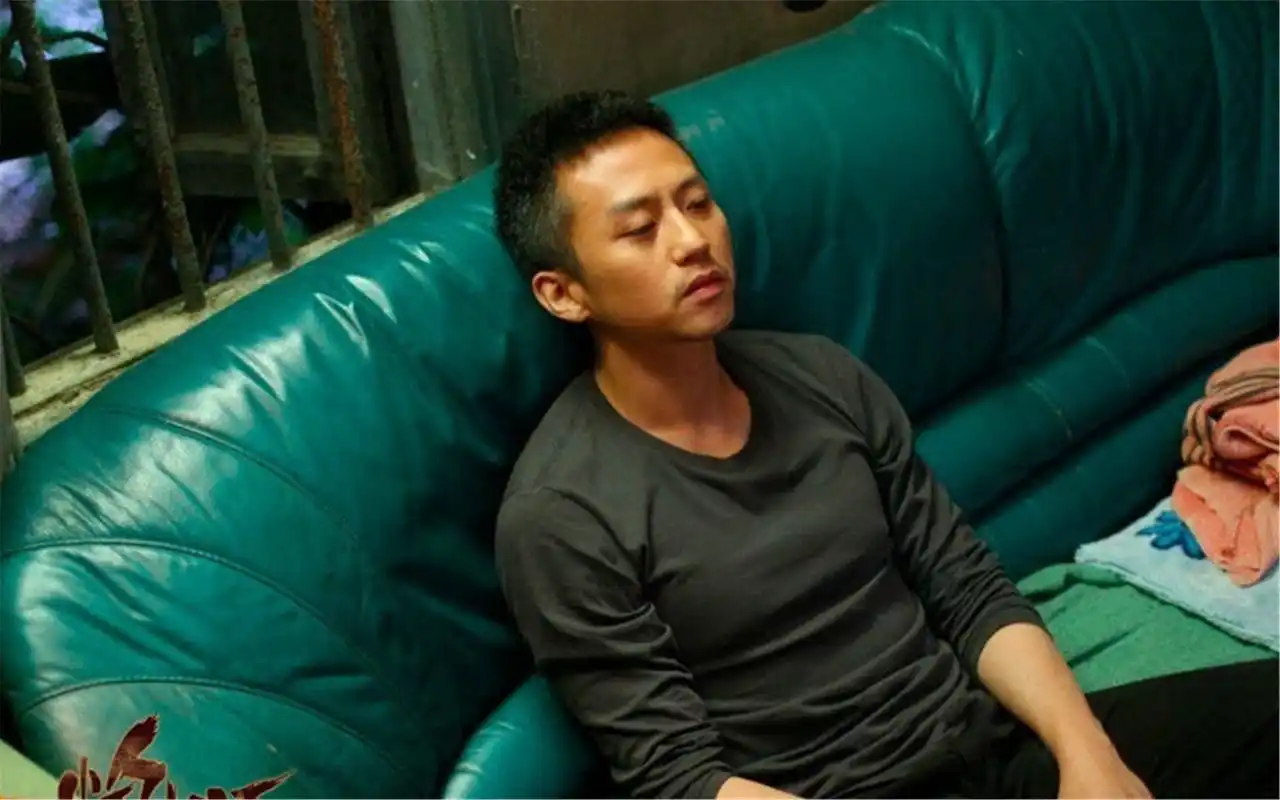 因为他们接的大多是电影,所以都是观众买单,不像电视剧,是粉丝买单的.