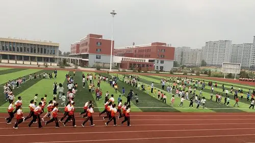 阳光大课间 跑步进行时——潞州中学体育北路学校大课间跑步掠影