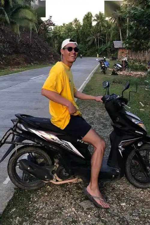 熟悉杨祐宁的话应该知道他本身就是非常热爱生活的男