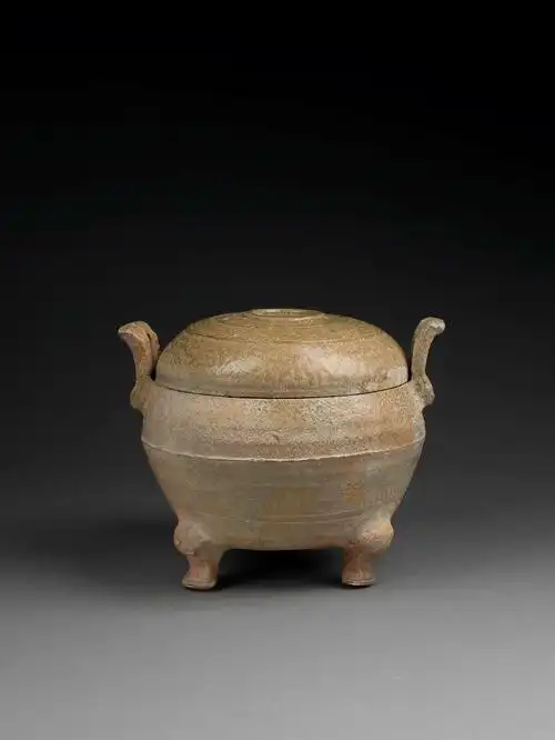 收藏新热点:翠色千年越窑青瓷