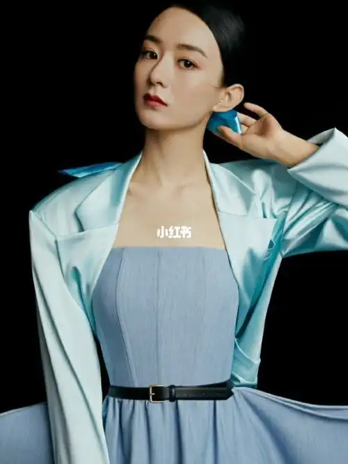 赵丽颖时尚芭莎