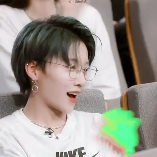 刘雨昕-颜值爆表头像铺-话本小说网