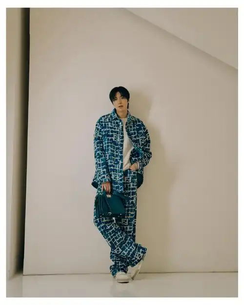 李敏镐##fendi##leeminho##mymentertainment##minoz##mym##fendi