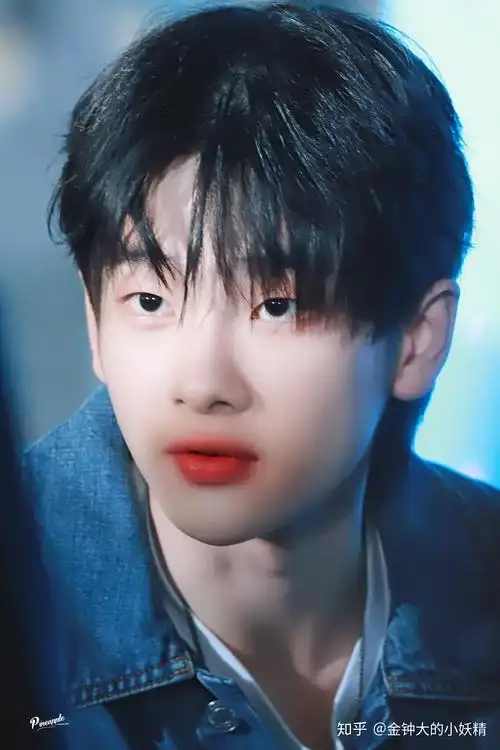 周震南到底有多可爱请把我锤进坑