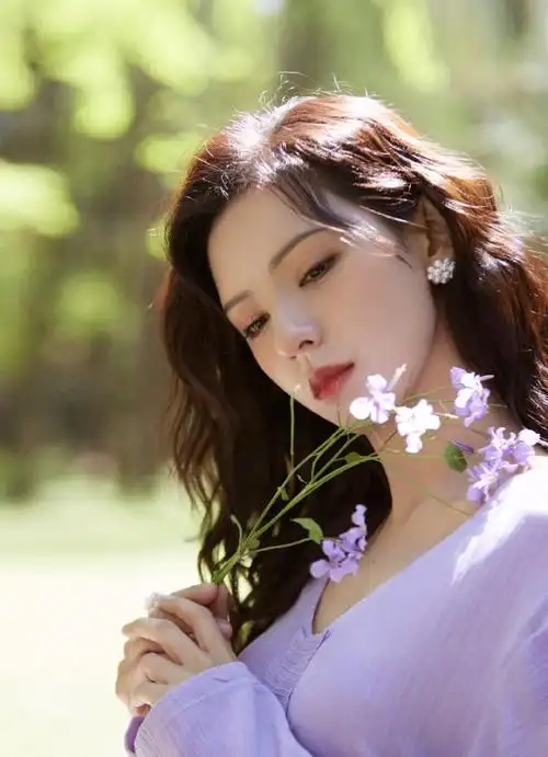 春游踏青啦~#一起踏青趣#分享可爱可爱本93你好呀@张予曦