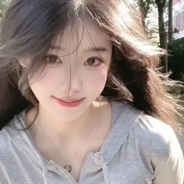 真人正脸女头像图片48张_女生头像_头像屋