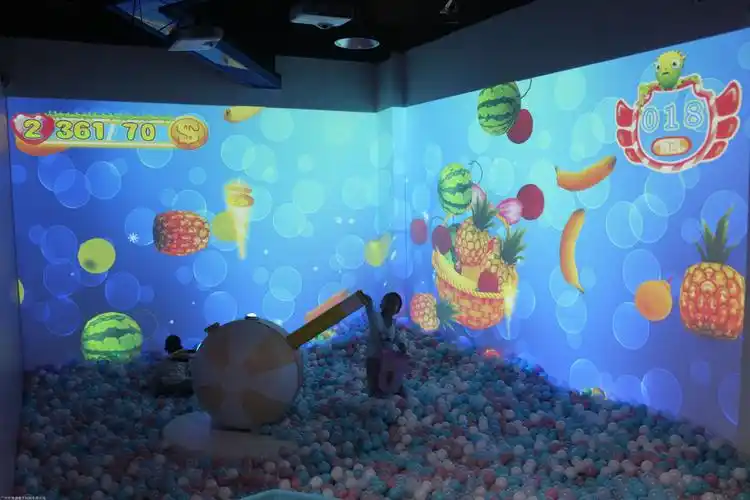 互动投影多通道3d投影砸球儿童互动游戏