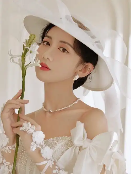 年纪会变化但是照片不会～女生穿上婚纱的憧憬感,流露的爱!