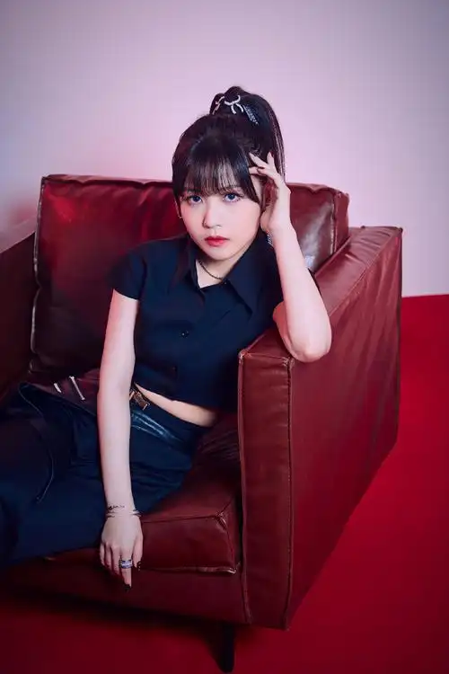 赖美云反差萌的摇滚少女##天赐的声音