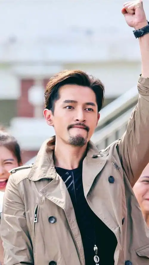 上游时尚超有魅力不邋遢中国男人留胡子也可以很性感