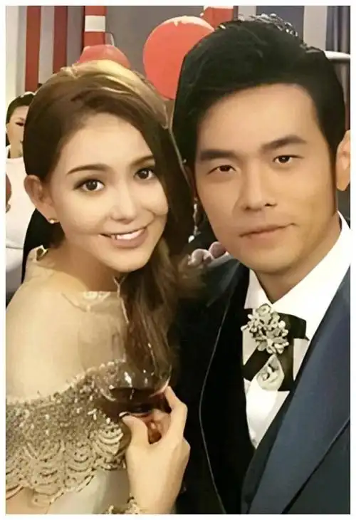 共谱幸福之歌周杰伦与昆凌的低调娱乐圈爱情典范