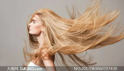 头发有点乱的秀发美女摄影高清图片