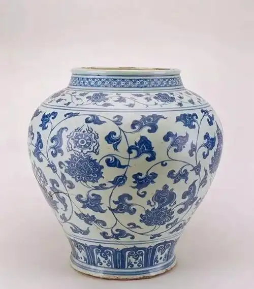 明代空白期瓷器细图较为少见,值得鉴赏