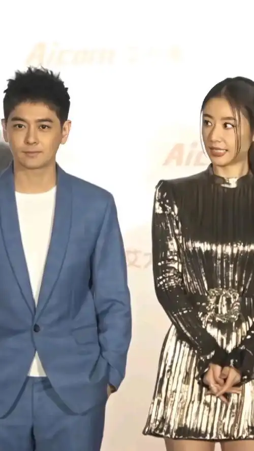 林志颖林心如合体现身活动,曾经的恋人,当初虽没能够在一起,但现在仍