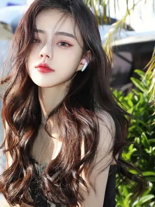 瞬间提升气质的法式烫发