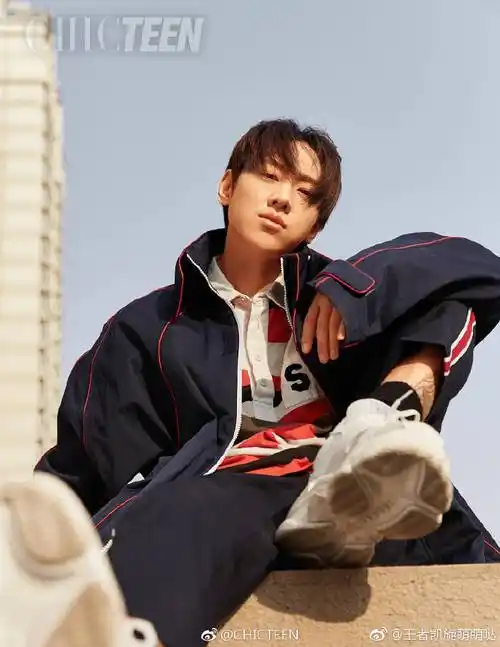 亚洲新歌榜##亚洲新歌榜##微博首播##魏巡第一次为爱疯狂##魏巡